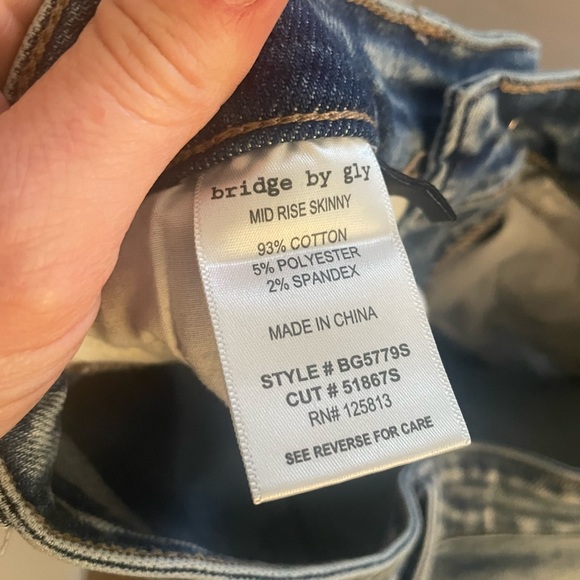 Bridge by Gly Hudson Mid-Rise Skinny Stretch Jean - Picture 4 of 8